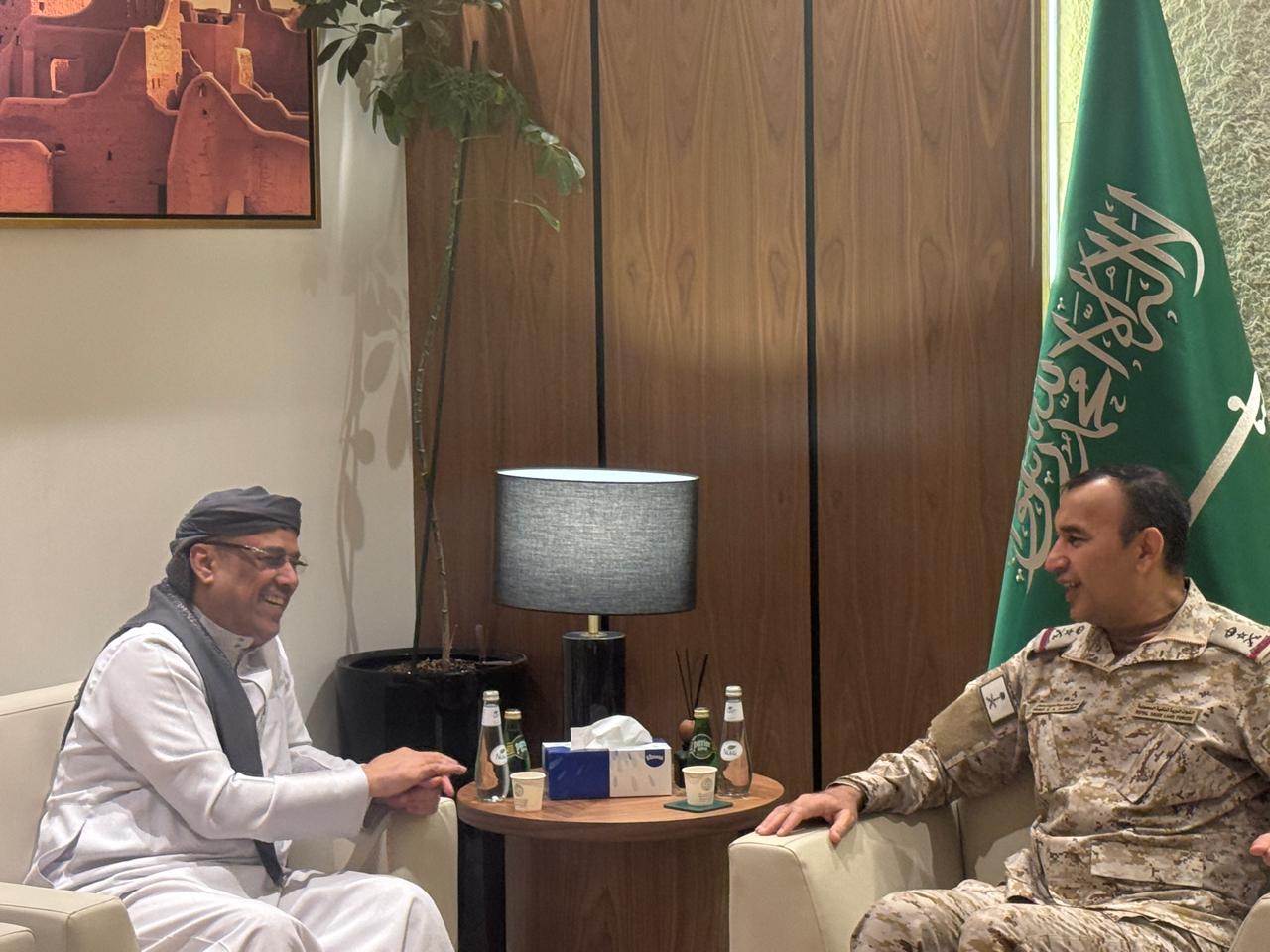 الميسري يلتقي بالفريق الركن فهد السلمان قائد القوات المشتركة بالتحالف العربي 1