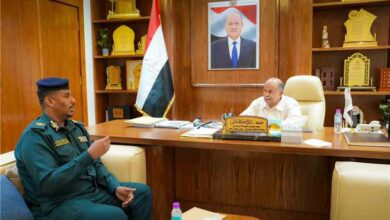 الخنبشي يشيد بجهود مكافحة المخدرات بساحل حضرموت ويؤكد دعم تعزيز قدرات الإدارة 3