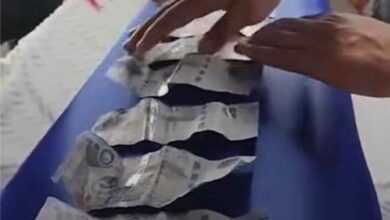 عثر على 6 آلاف ريال داخل ملابس زبون.. أمانة عامل يمني في السعودية تثير إعجاب الجميع 2