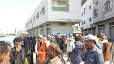 معاناة تتفاقم.. المبعدون المدنيون يطالبون بصرف مرتباتهم المتأخرة وإنهاء سنوات من الإهمال 2