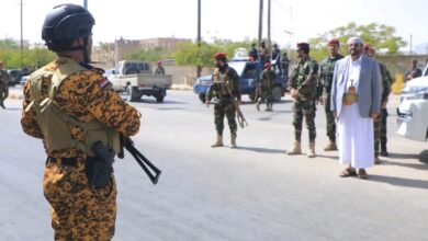 العرادة يستقبل مسيَّراً عسكرياً لشرطة المنشآت ويشيد بالانضباط والجاهزية 4