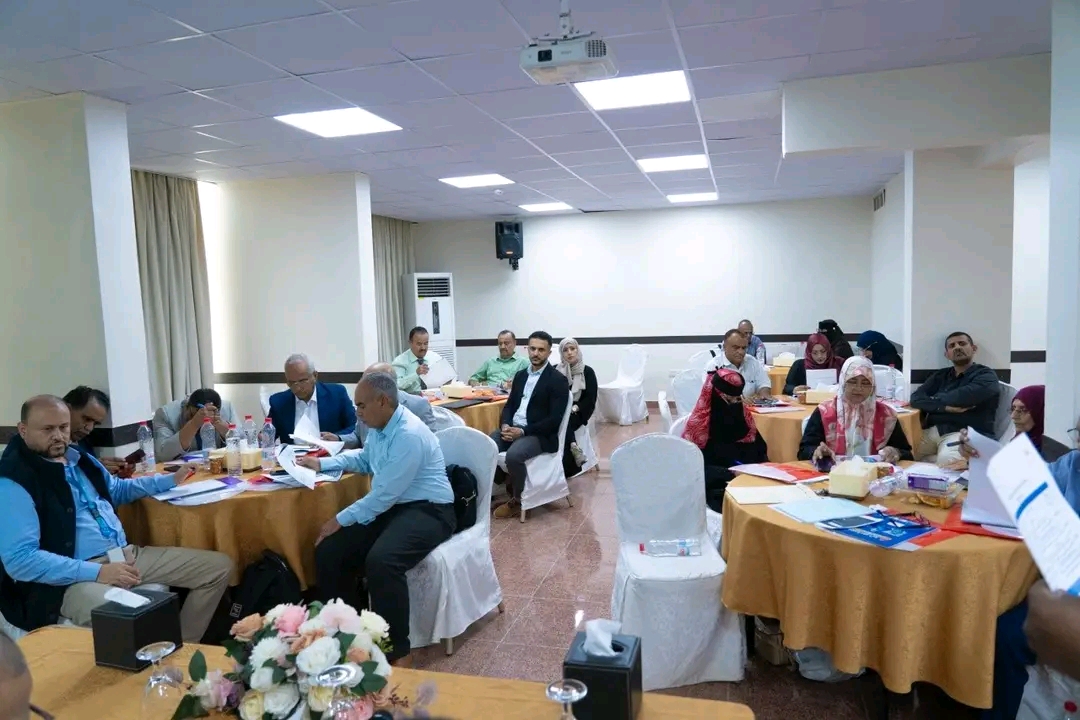 تنظيم ورشة عمل اللجنة الاستشارية للحماية الاجتماعية بعدن 1