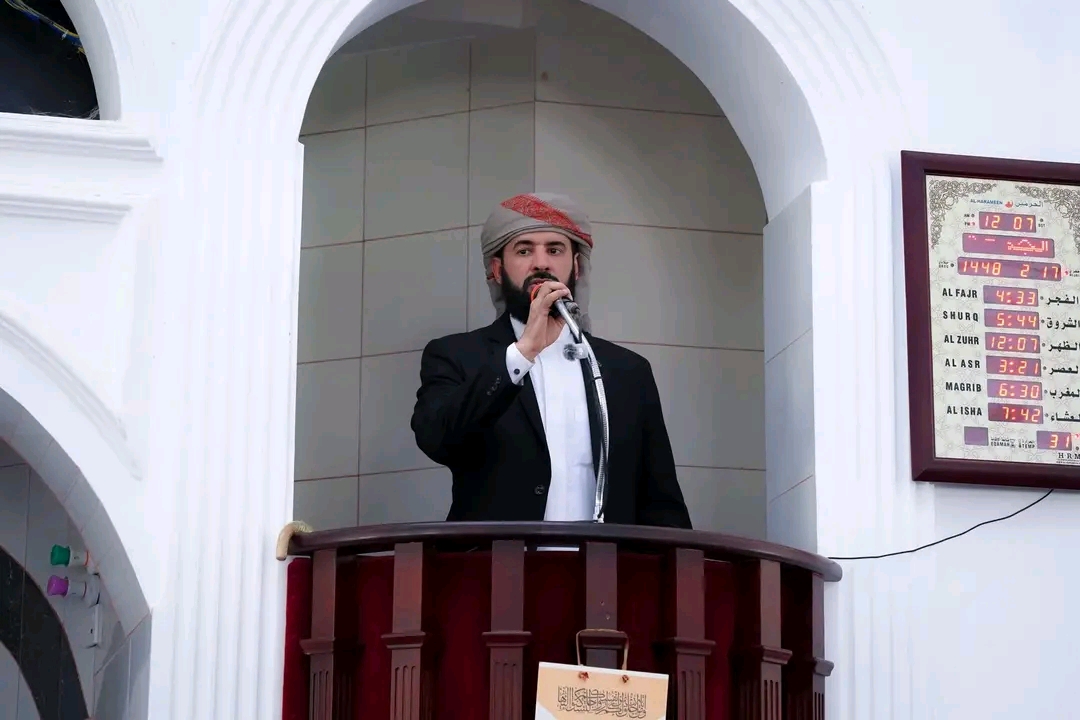 محافظ أبين يؤكد ان المرحلة الراهنة تتطلب تكاتف الجميع للحفاظ على الأمن والاستقرار ودعم جهود التنمية 1