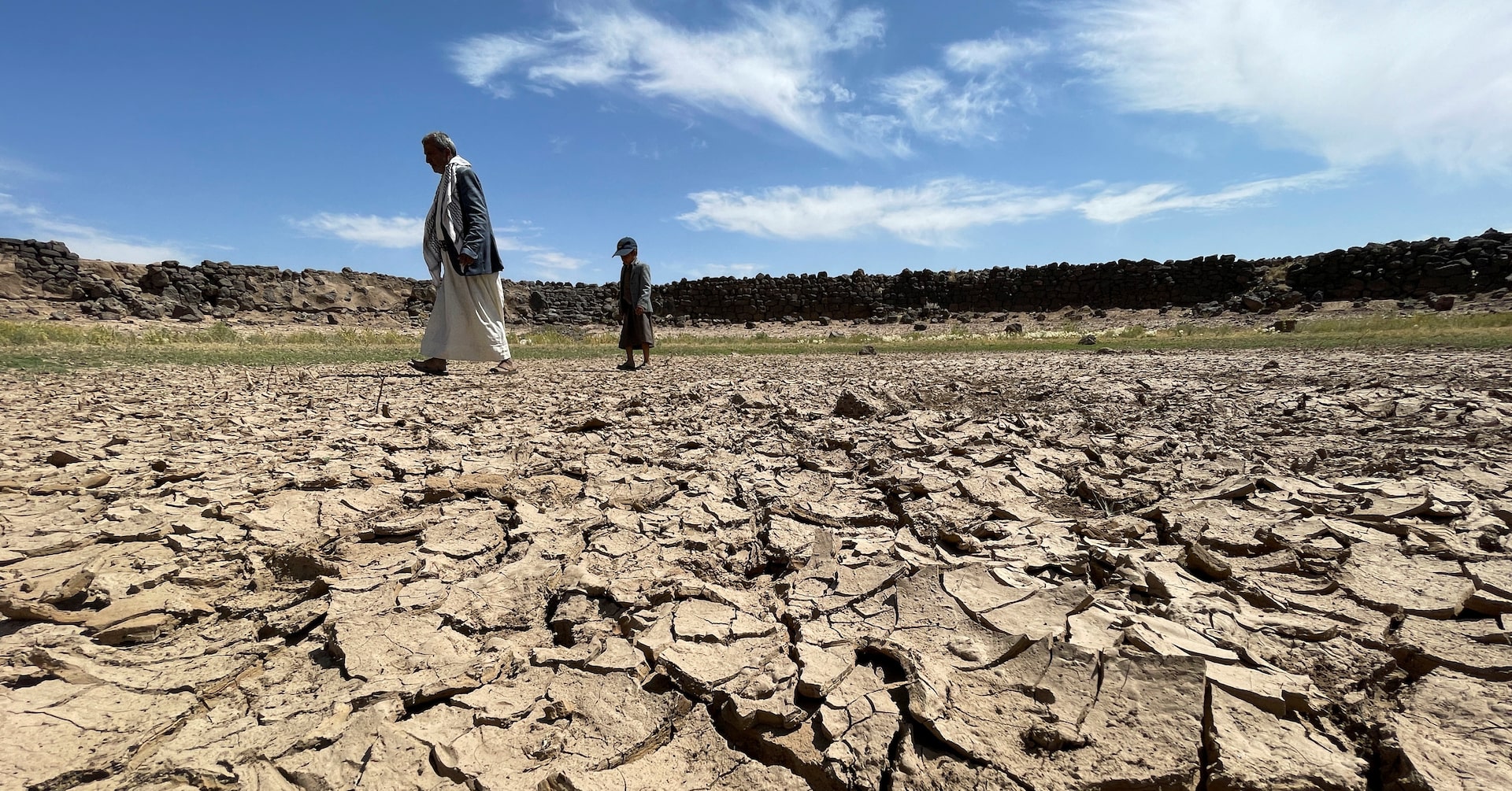 اليمن على حافة أزمة بيئية.. التصحر يلتهم الأراضي الزراعية ويهدد الأمن الغذائي 1