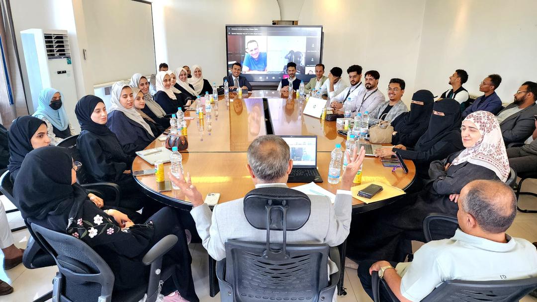 الأستاذ نبيل هائل سعيد يلتقي أعضاء برنامج إنطلاقة و خريجي برنامج SAP للمهتمين الشباب من مختلف محافظات الجمهورية 1