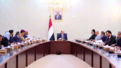 مصدر حكومي: تعليق تنفيذ صفقة تبادل الأسرى مع الحوثيين وإعادة تدقيق الأسماء 2