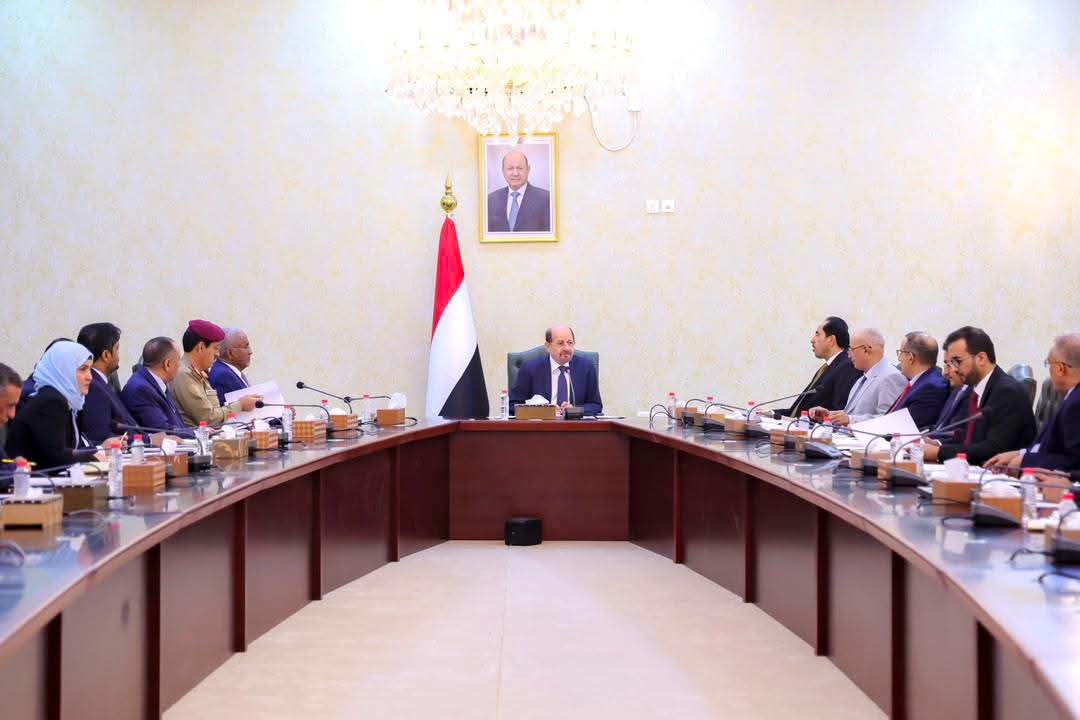 مصدر حكومي: تعليق تنفيذ صفقة تبادل الأسرى مع الحوثيين وإعادة تدقيق الأسماء 1
