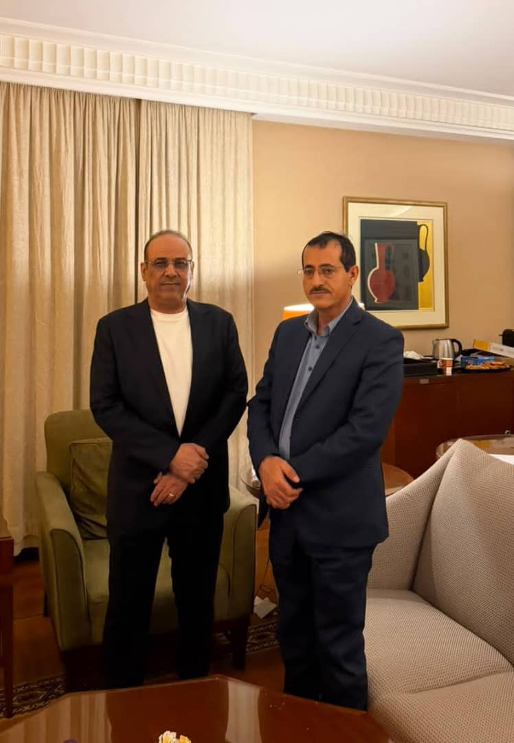 الميسري يستقبل وزير الدفاع الفريق الركن طاهر العقيلي الميسري يستقبل وزير الدفاع الفريق الركن طاهر العقيلي