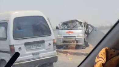 انقلاب مروع لباص في الخط البحري بعدن.. تحطم المركبة وسط غموض حول مصير الركاب 2