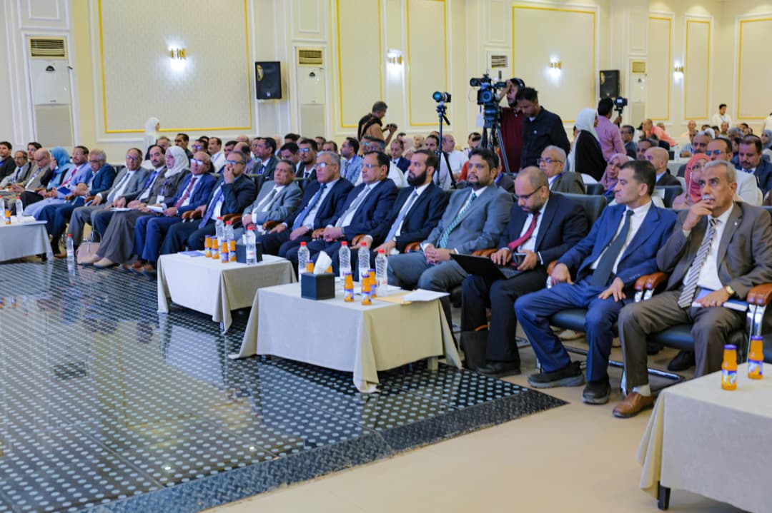 برعاية رئيس الوزراء.. انطلاق المؤتمر الدولي الأول للتحول الرقمي والابتكار بعدن 1