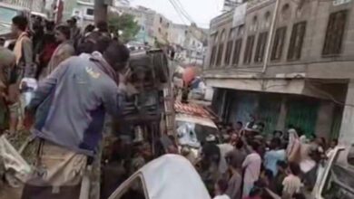 حادث مروري مروع يهز إب.. سقوط ضحايا في مفرق جبلة وسط صدمة الأهالي 3