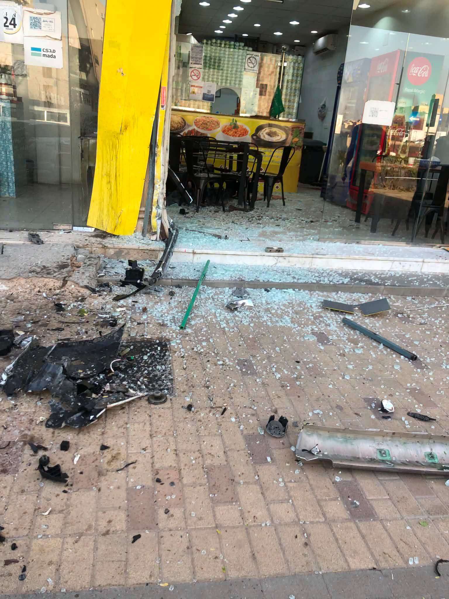 حادث مروع في الرياض ينهي حياة مغترب يمني بعد اقتحام سيارة بوفية 1