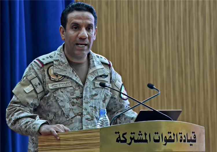 التحالف يعلن تنفيذ رد عسكري في الحديدة ويؤكد: استهدفنا مواقع حوثية تهدد الملاحة في البحر الأحمر 1
