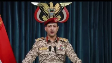 الحوثيون يتوعدون بالرد عقب غارات استهدفت مطار صنعاء ويعلنون انتهاء خفض التصعيد 2