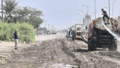 أعمال صيانة طارئة على طرق محافظة لحج لتخفيف معاناة المواطنين والمسافرين 2
