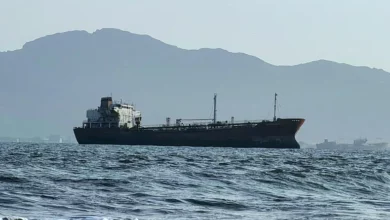 انفجار غامض قرب ناقلة نفط قبالة سواحل عدن والطاقم ينجو دون إصابات 3