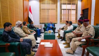 الخنبشي يترأس اجتماعًا موسعًا لتنظيم حركة مقطورات الغاز وضمان وصولها إلى المحافظات 2