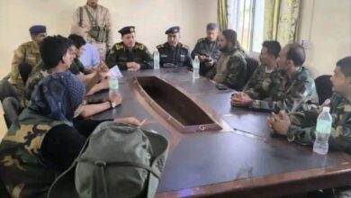 مدير أمن أبين يعقد اجتماعًا بقيادة قوات الطوارئ ويؤكد رفع الجاهزية وتعزيز التنسيق الأمني 2