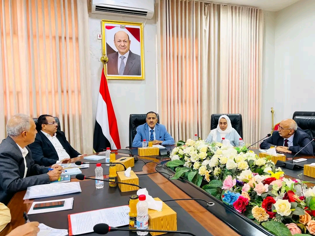 اللجنة العليا للمناقصات والمزايدات تُقر لائحتها الداخلية وتناقش ضوابط اختيار اللجان الفنية 1