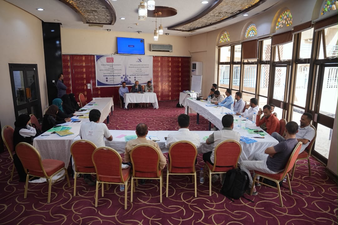 تدشين دورة تدريبية في مجال تعزيز قدرات الصحفيين على استخدام أدوات الذكاء الاصطناعي بمأرب 1