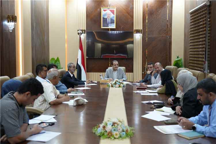 وزير الصحة يرأس اجتماعًا لمناقشة مشروع تقييم وبناء القدرات المؤسسية للوزارة بدعم من البنك الدولى 1