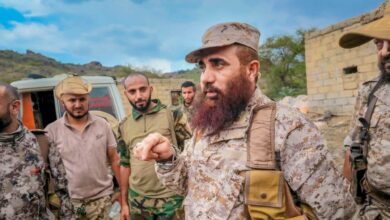 قائد المنطقة العسكرية الرابعة يتفقد الخطوط الأمامية في جبهات الضالع 2