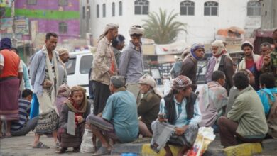 إجازات اليمن الطويلة على الورق.. وموظفون لا يجدون وقتاً للراحة وسط أزمة الرواتب 2