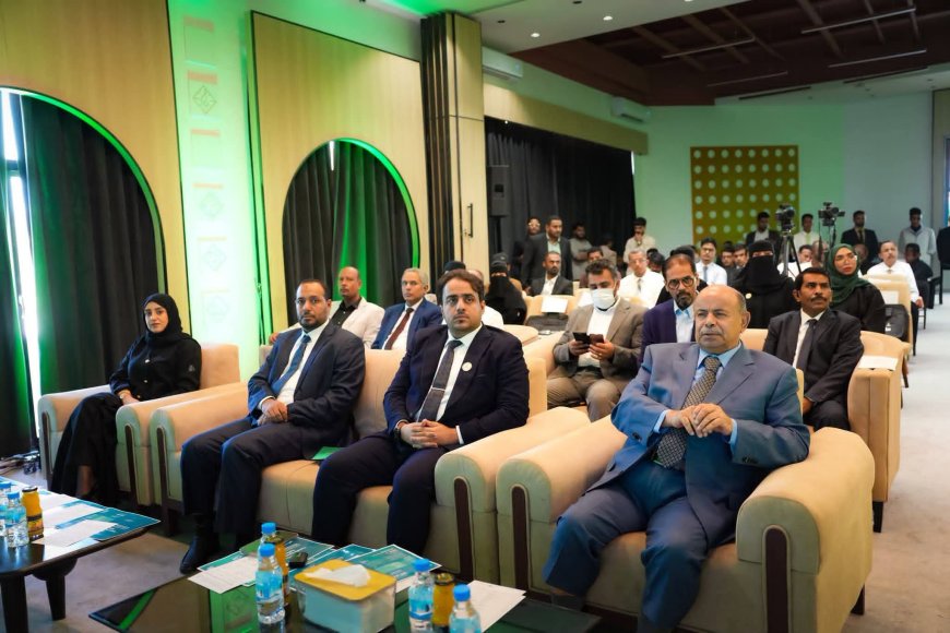 عضو مجلس القيادة الخنبشي يشهد منتدى «أثر» التنموي لمؤسسة حضرموت – تنمية بشرية احتفاءً بعقدين من الاستثمار في الإنسان 1