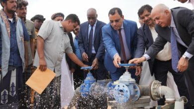 الشرجبي والسقطري يفتتحان مشاريع خدمية ويضعان حجر الأساس لعدد من المشاريع التنموية في المهرة 5
