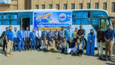 وزير النقل يدشن النقل المجاني لطلاب جامعة عدن 3