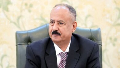 وزير النقل يوجه بتشغيل باصات مؤسسة النقل البري لنقل طلاب الجامعات بعدن مجانا 2