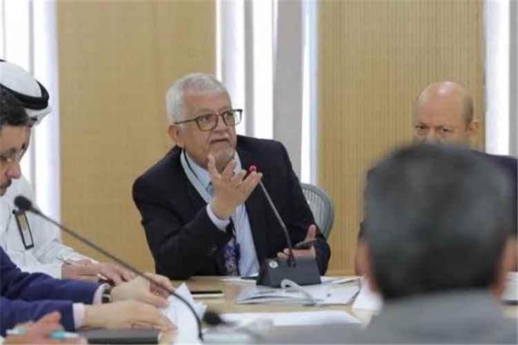 نعمان يكشف مفاجأة بشأن معارك غرب تعز ويحدد هدف إيران من استهداف باب المندب 1