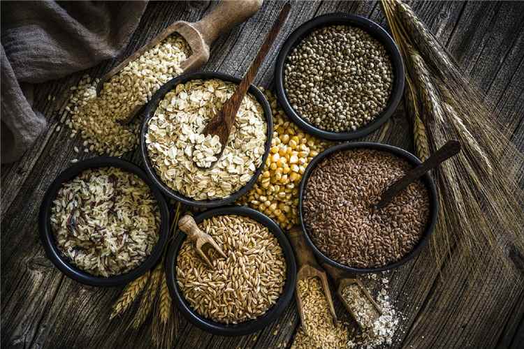 دراسة تكشف الكمية اليومية من الحبوب الكاملة المرتبطة بتحسين صحة القلب وخفض عوامل الخطر 1