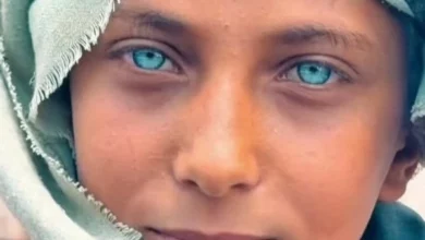 مراهق يمني بعيون زرقاء يشعل مواقع التواصل.. ملايين المشاهدات خلال أيام 2