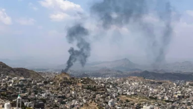 مجزرة جوية قرب هيجة العبد.. مقتل أكثر من 50 حوثي وتدمير رتل عسكري يضم عشرات الآليات جنوبي تعز 3