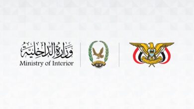 وزارة الداخلية: مليشيات الحوثي تستهدف مقري خفر السواحل في عدن بثلاثة صواريخ باليستية 2