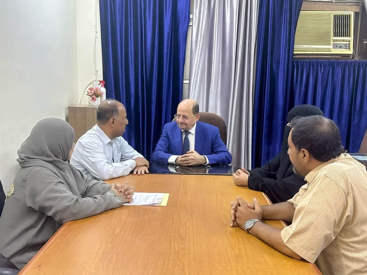 رئيس الوزراء يزور المعهد التقني الصناعي بالمعلا ويشيد بمكانته التاريخية كأحد أعرق مؤسسات التعليم الفني 1