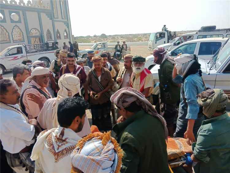 في أسمى معاني العفو والتسامح.. قبائل باكازم في أحور تطوي صفحة الدم وتنهي قضية مقتل المجحلي بعفوٍ عام 1