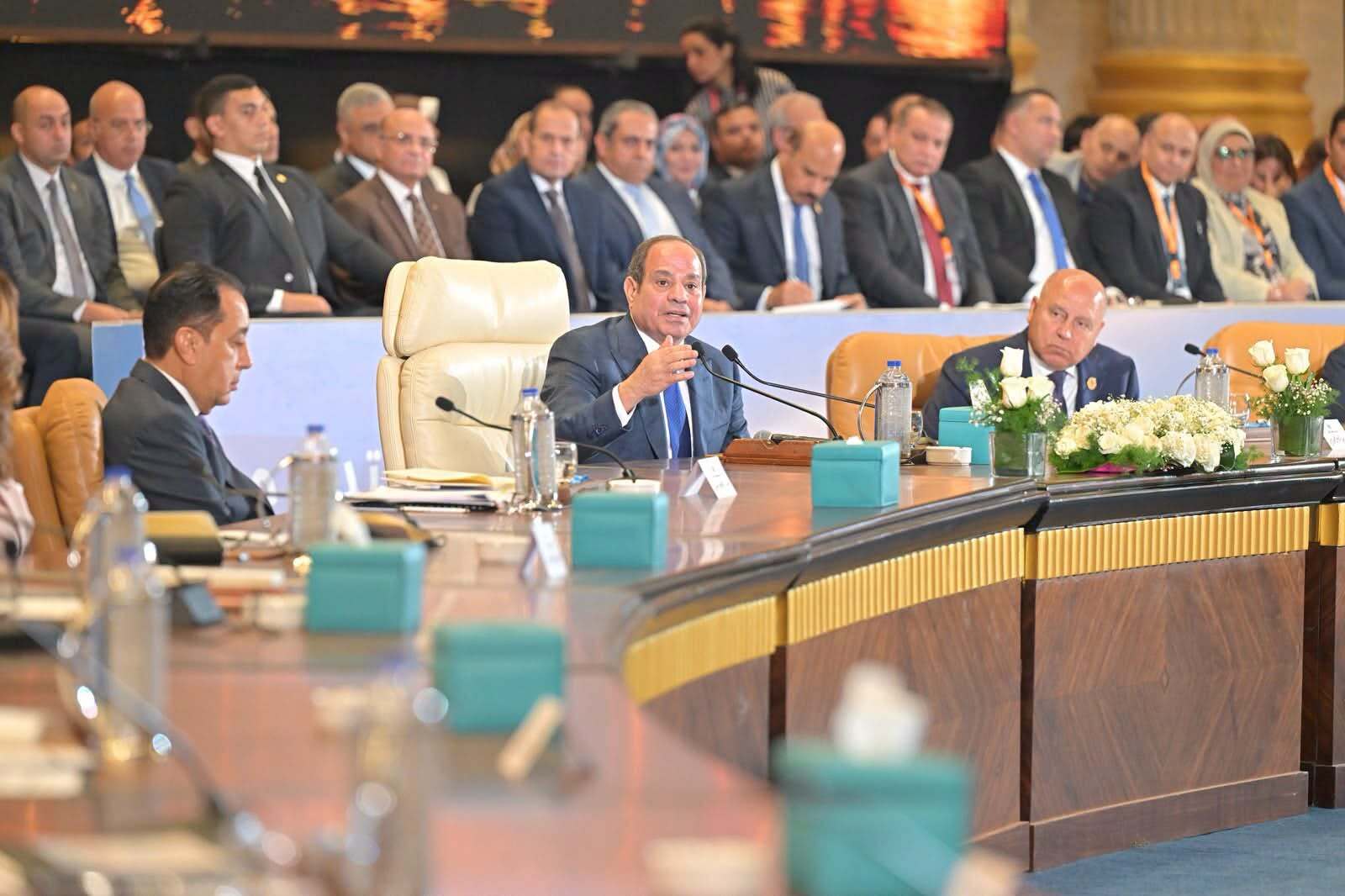 السيسي يوجه الحكومة بإنشاء مشروع سكني ضخم 1