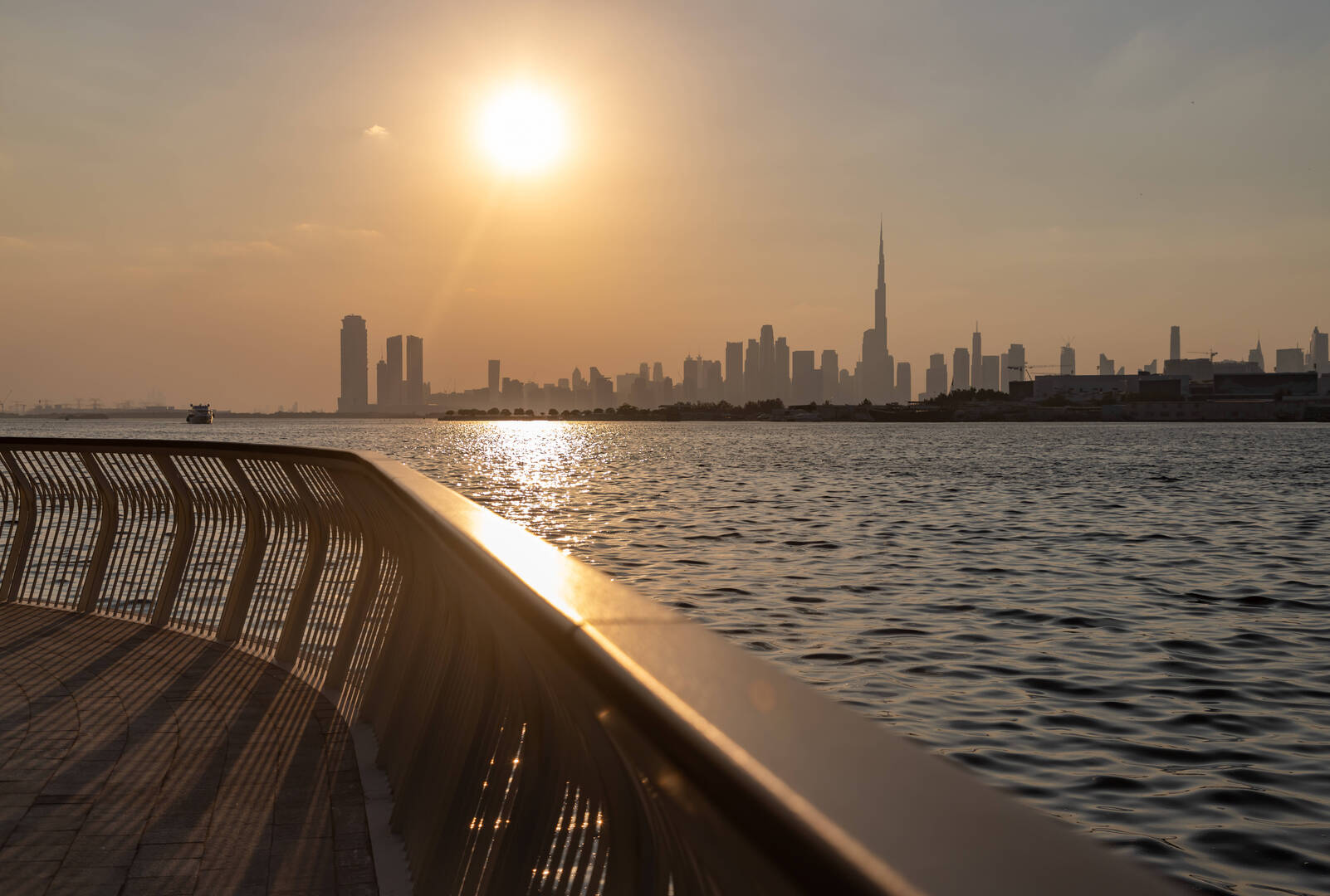 تراجع مبيعات العقارات الفاخرة في دبي عن مستوياتها القياسية 1